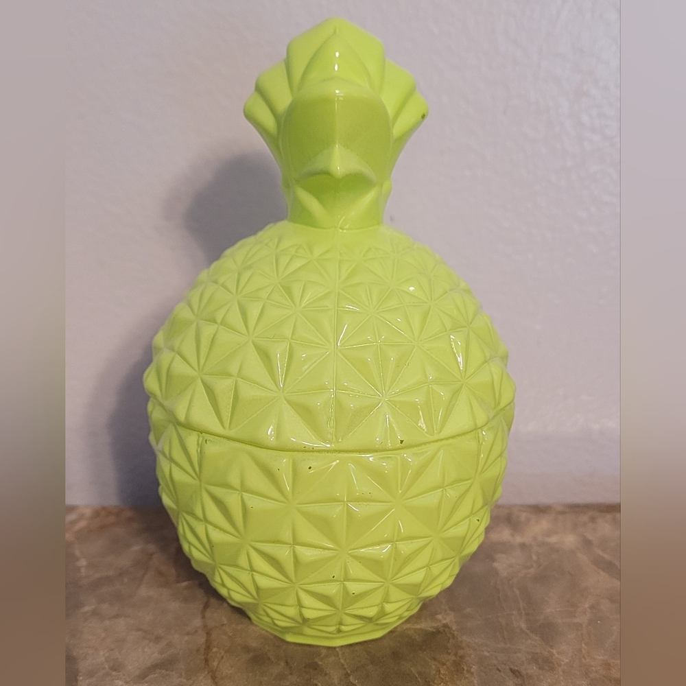Lime Green Pineapple-Shaped Glass Container/ Trinket Dish - Picture 2 of 9